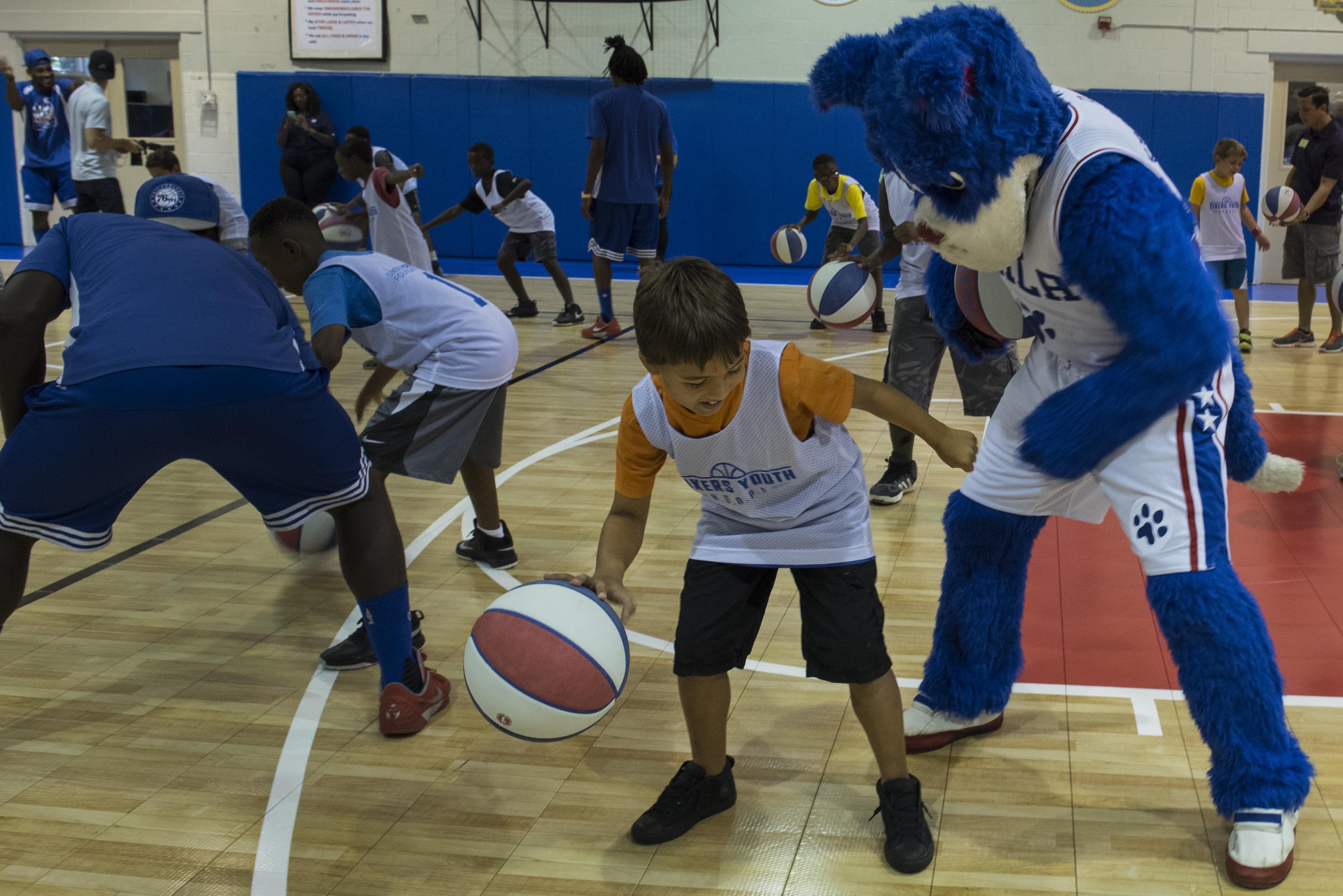 kids playing basketball